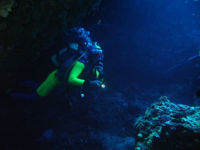  Explorando el fondo del mar 